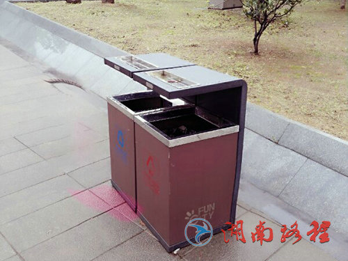 喜盈門范城 (垃圾桶)